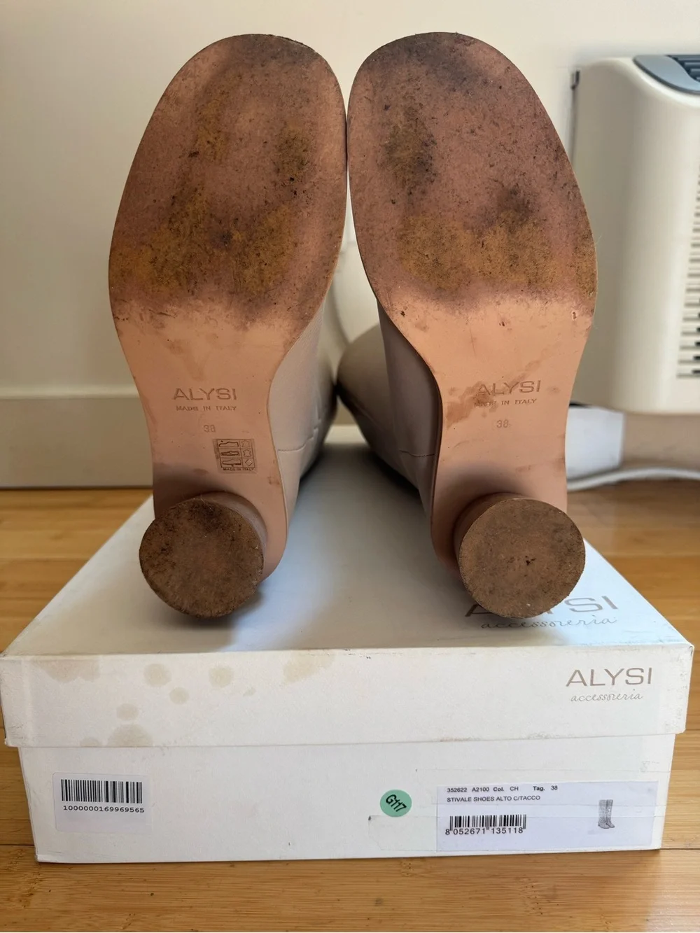 Alysi knee high low heel leather boots riding style square toe